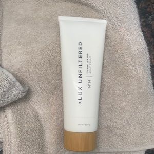 LUX unfiltered body cream